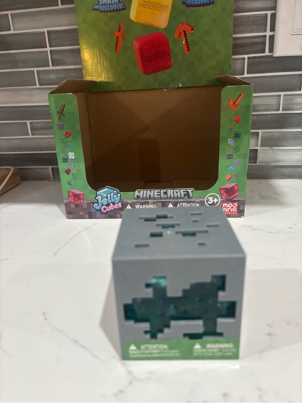 Minecraft Jelly Cube Display with Gray Block Cube